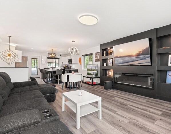 Smart-TV, Kamin