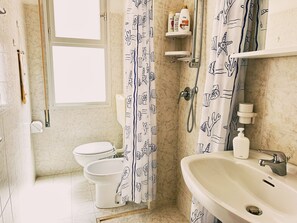 Bathroom - Vrbo Property (Bibione)