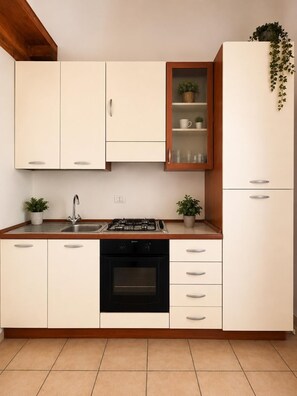 Private kitchen - Vrbo Property (syvota)