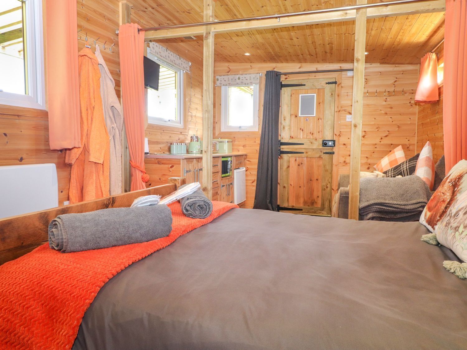 1 bedroom, free WiFi, individually decorated, individually furnished