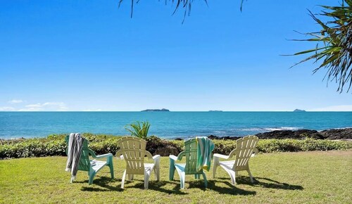 Silver Waters | 51 Steps to the Cove + Pizza Oven