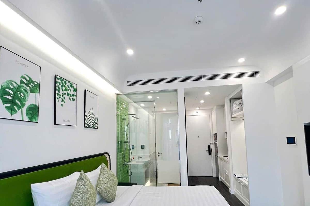 Basic Studio, Balcony | Free WiFi