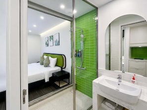 Basic Studio, Balcony | Bathroom | Free toiletries, hair dryer, towels, soap - The Maris Apartment Hillside Phu Quoc (Phu Quoc)