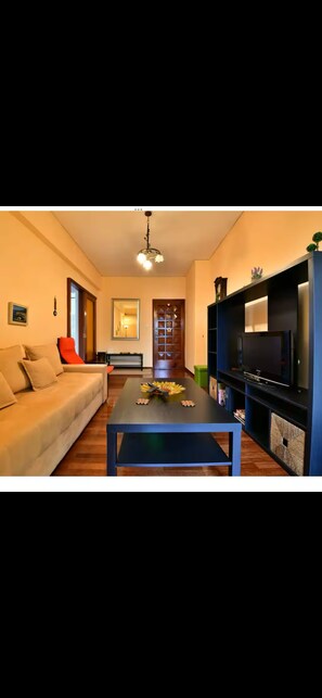 Living area - One room apartment (Papagos)