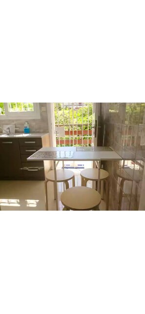 Dining - One room apartment (Papagos)