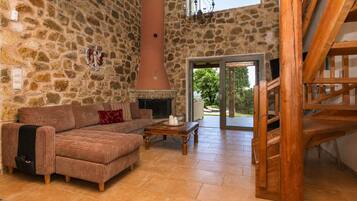 House | 4 bedrooms, Internet