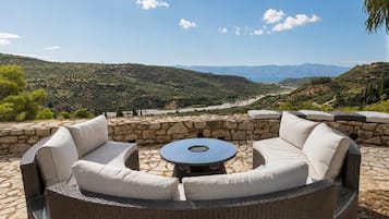 House | 4 bedrooms, Internet
