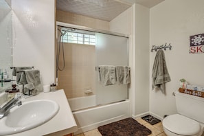 Apartment (2 Bedrooms) | Bahagian dalam