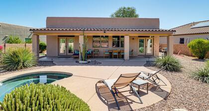 Saguaro Sanctuary: Tucson Home w/ Outdoor Oasis