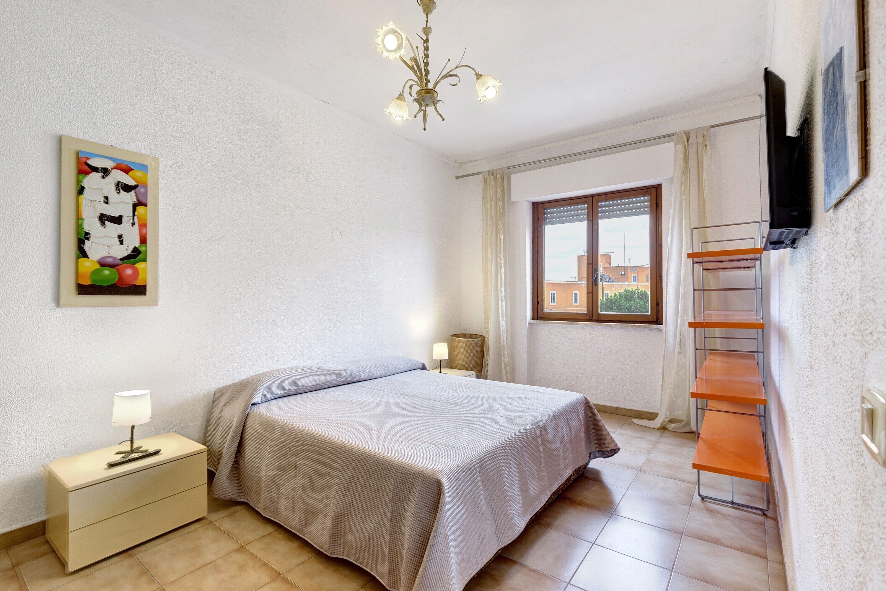 2 dormitorios, tabla de planchar con plancha, wifi y ropa de cama
