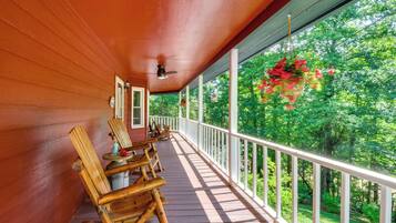 House (3 Bedrooms) | Front of property
