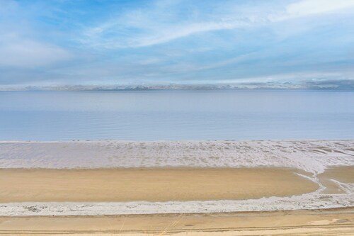 6 Mi to Kenai Beach! Cozy Ocean-view Escape