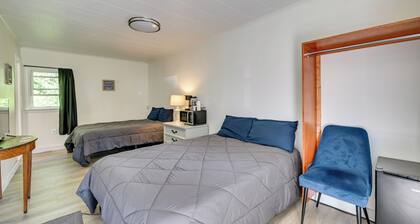 Walk to Schroon Lake! Studio w/ Shared Fire Pit