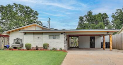 Great for Families! Shreveport Getaway w/ Patio