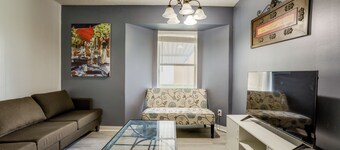 Suburban Sanctuary: Magnolia Home w/ Backyard!