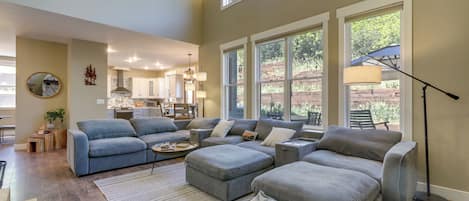House (3 Bedrooms) | Interior