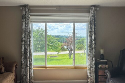 Families Welcome! Corinth Escape w/ Lake Views