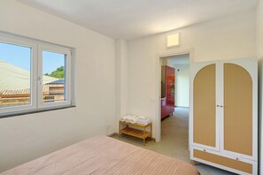 4 habitaciones, wifi y ropa de cama 