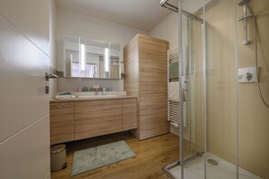 Comfort Apartment, Mountain View | Bathroom - Sophi's Wiesenglück (Dorfgastein)