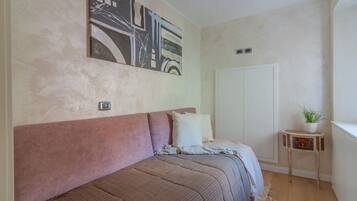 2 bedrooms