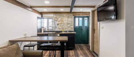 Standard Studio, Courtyard View | Interior