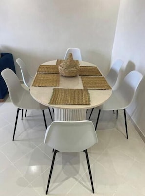 Dining - Charming Riad Apartment on the Outskirts of Marrakech (Marrakech)