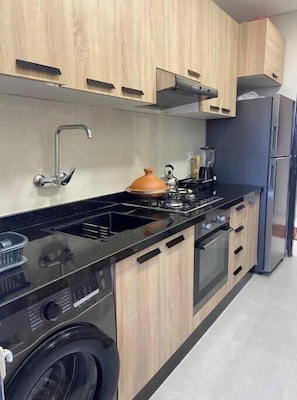Private kitchen - Charming Riad Apartment on the Outskirts of Marrakech (Marrakech)