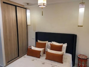 2 bedrooms, iron/ironing board, WiFi - Charming Riad Apartment on the Outskirts of Marrakech (Marrakech)