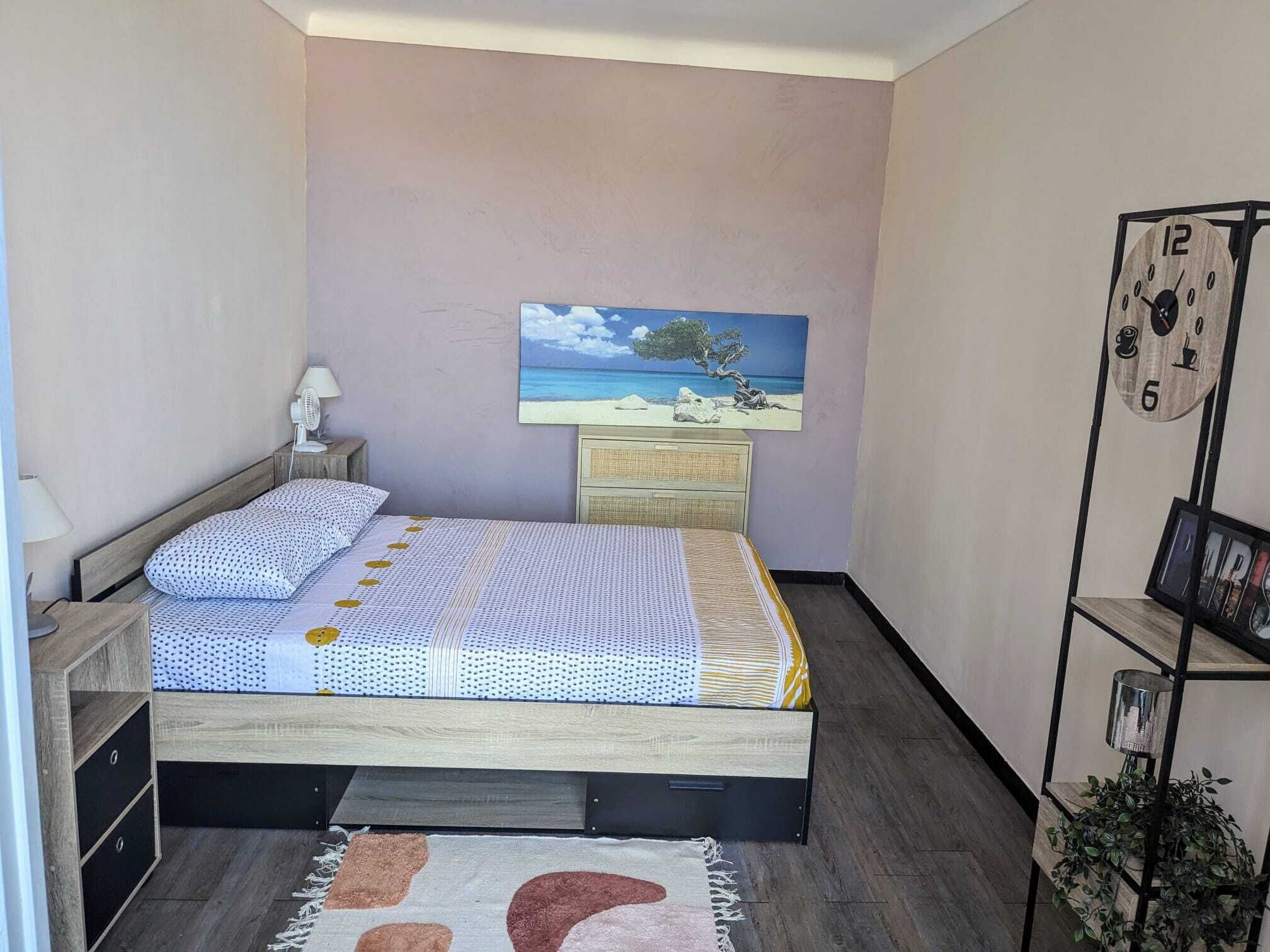 1 bedroom, iron/ironing board, WiFi (free), bed sheets
