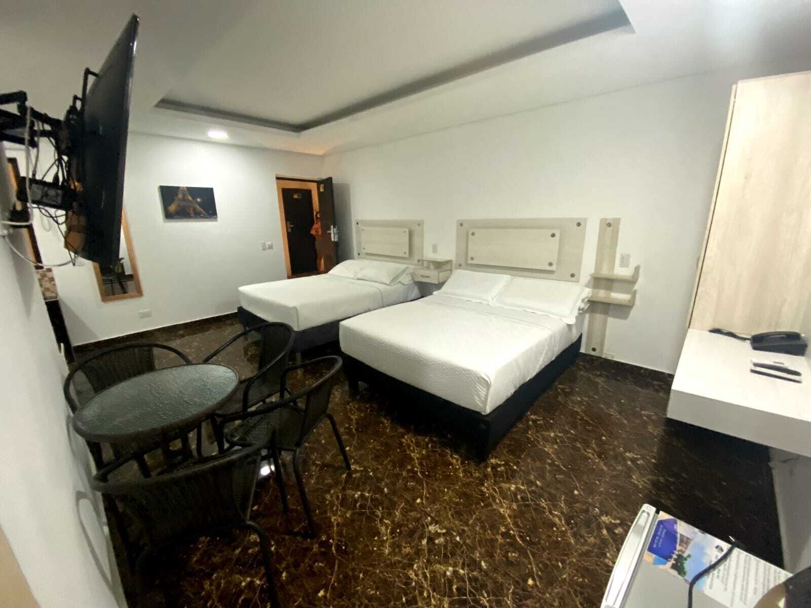 Deluxe Twin Room | Desk, laptop workspace, free WiFi, wheelchair access
