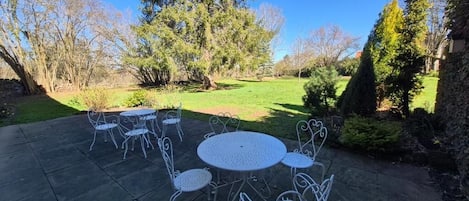 豪華雙人房, 非吸煙房, 花園景 | 室外用餐