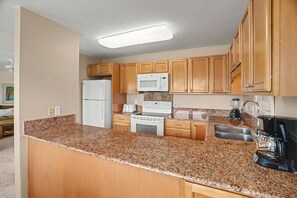 Private kitchen - Poipu Kai Oceanview Condo | Walk to Beach, Pools, Tennis + Lanai (Koloa)