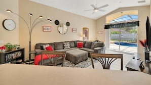 TV, table football, offices - Star Wars Arcade & Heated Pool | 4BR near Disney (Davenport)