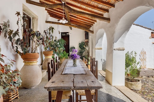 Casa Musa Valdes: entire house-museum in the heart of Marmilla