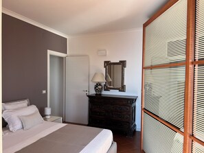1 室のベッドルーム、アイロン / アイロン台、WiFi、ベッドシーツ