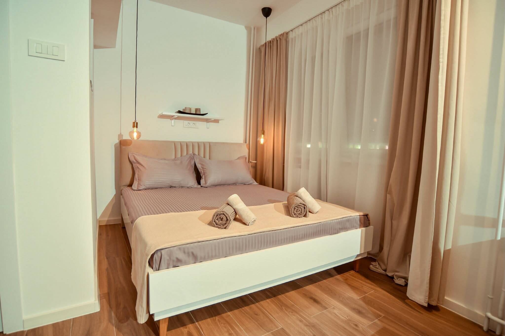 1 bedroom, in-room safe, desk, iron/ironing board