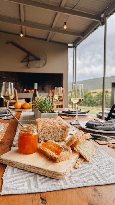 In The Valley - Farm Stay with Hot Tub & Views