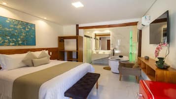Comfort Suite, 1 King Bed, Private Bathroom, Garden View