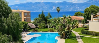 Megusta Apartments Selianitika - Poolside Escape