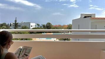 Apartment, Pool View | Property grounds