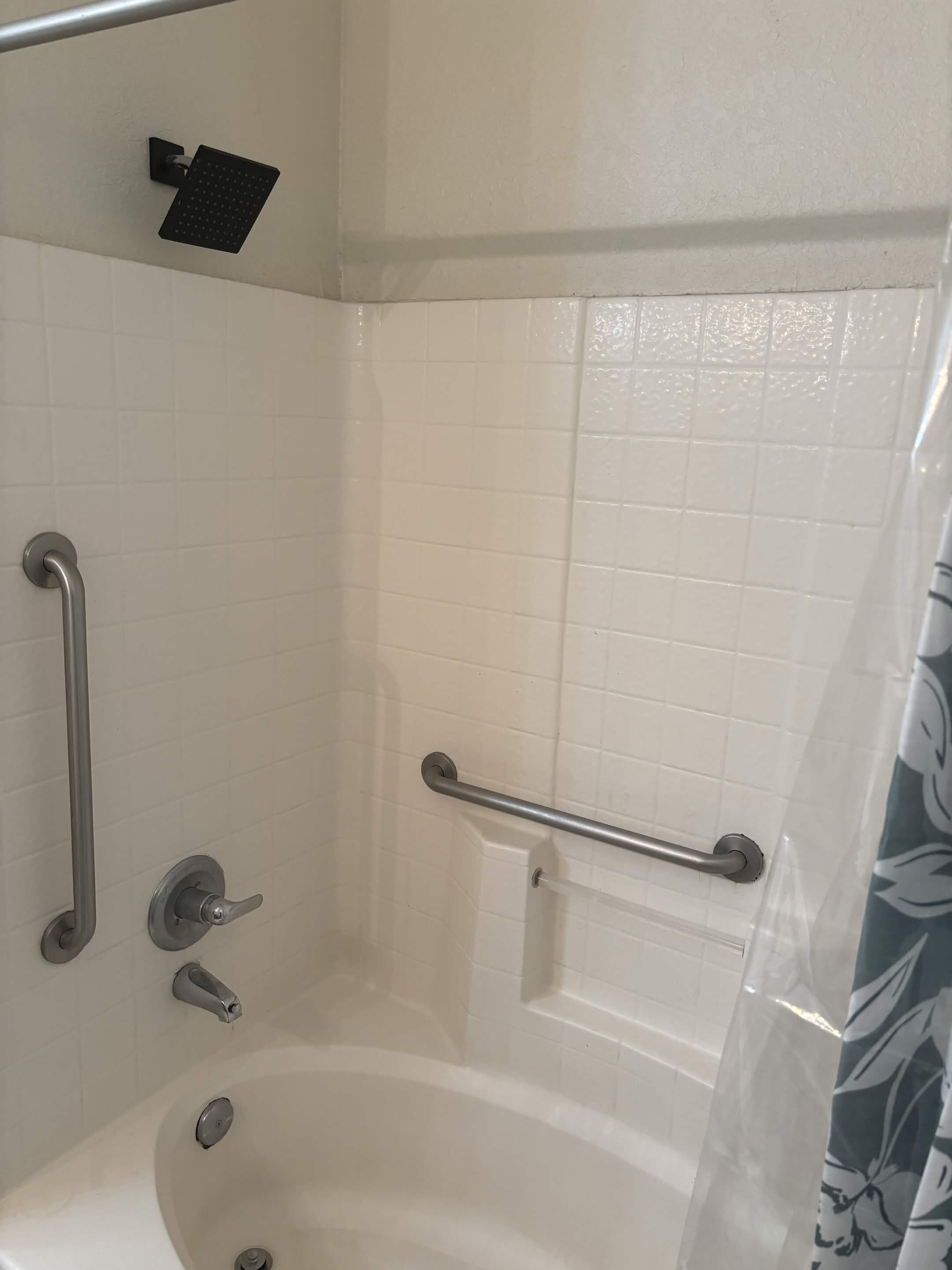 Toallas y papel de baño 