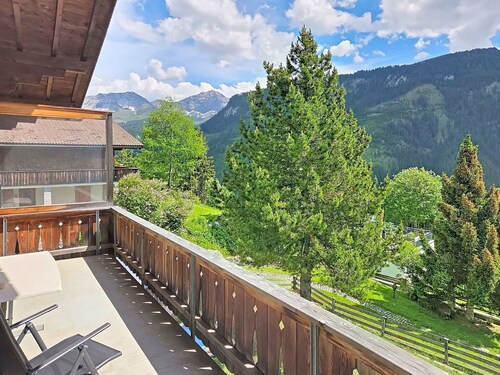 Cosy apartment for 2 people with WIFI, TV, patio, pets allowed and panoramic view