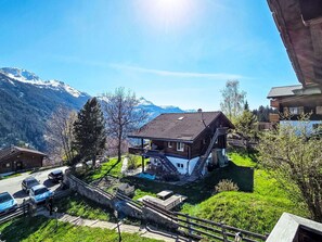 Exterior - Cosy apartment for 2 people with WIFI, TV, patio, pets allowed and panoramic view (Peist)