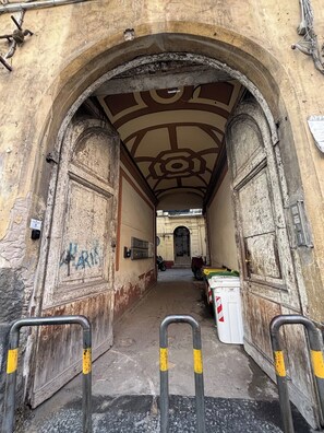 Exterior detail - Vrbo Property (Napoli)