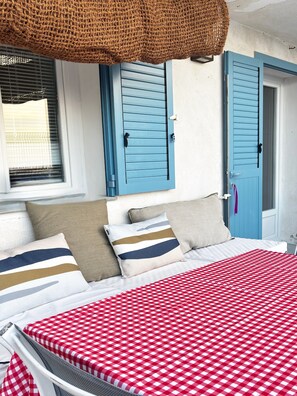 Room - Cap Almyra, house on Lavasina Beach, Erbalunga (Brando)