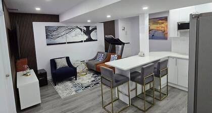 Davigo Deluxe.
Luxuriously furnished with guaranteed guests' privacy & comfort.
