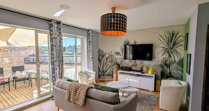 Quiet 4-person house in a village; pets allowed