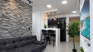 Ảnh chưa phân loại, 2 trong số 137 ảnh, nút