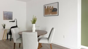 Apartment (2 Bedrooms) | 1 bedroom, individually decorated, individually furnished