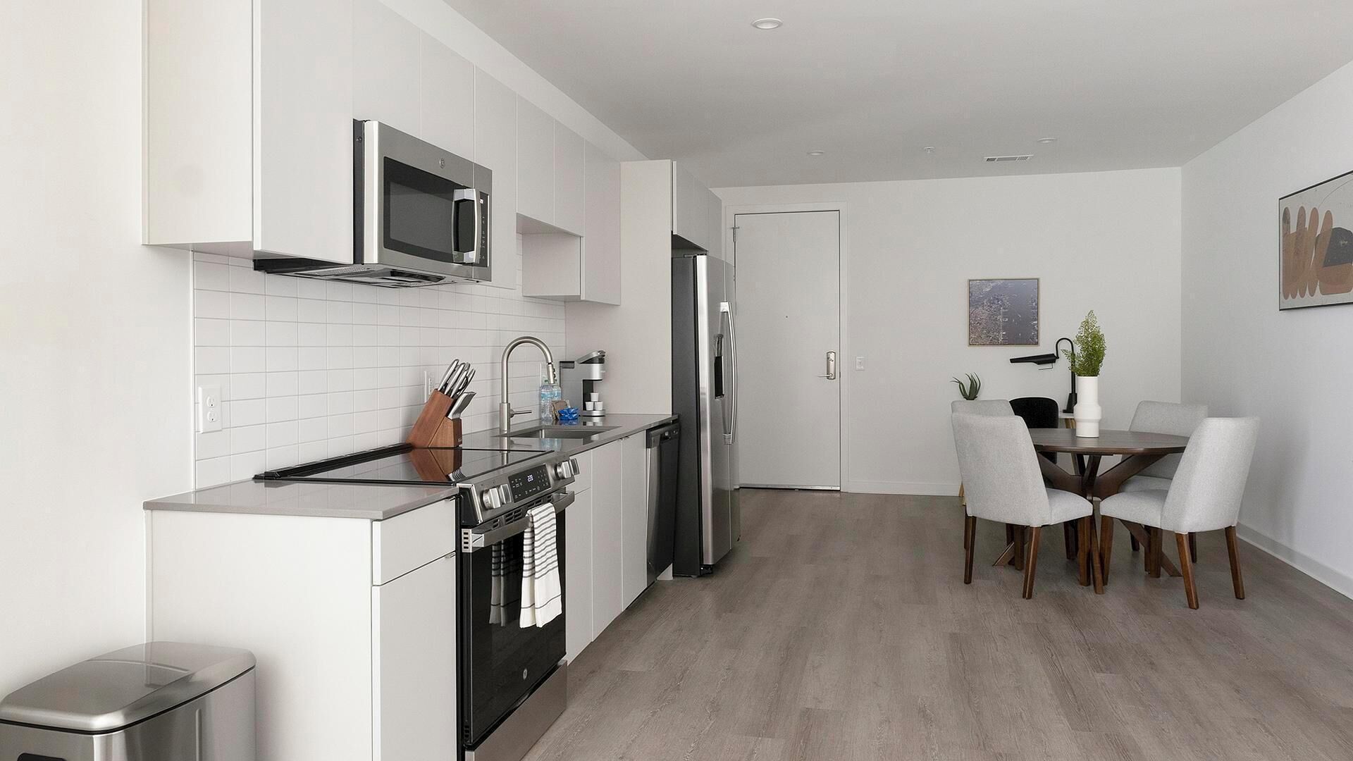Apartment (2 Bedrooms) | Private kitchen